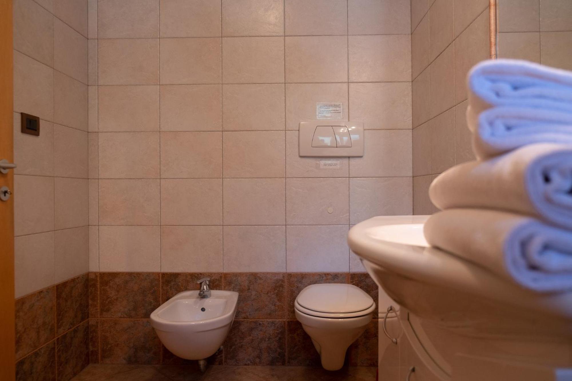 Ferienwohnung Im Haus Texel VI Rablà Exteriör bild